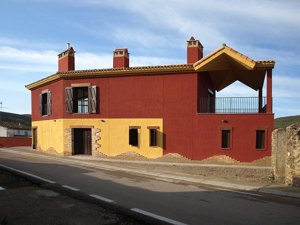 Gasthaus Casa Arrieta Castejon de Valdejasa Exterior foto